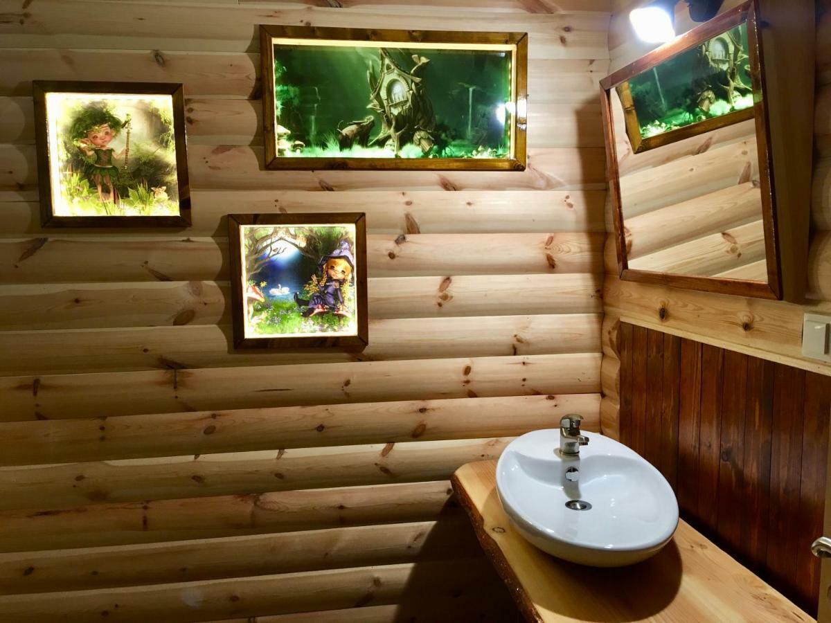 Holzhaus Trollbluemchen Am Wald Und See Neuruppin Exteriör bild