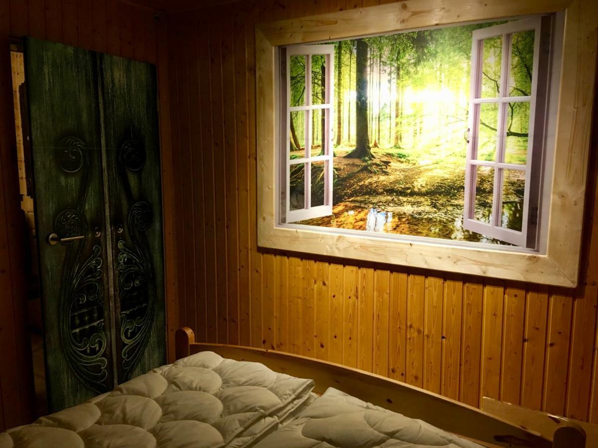 Holzhaus Trollbluemchen Am Wald Und See Neuruppin Exteriör bild