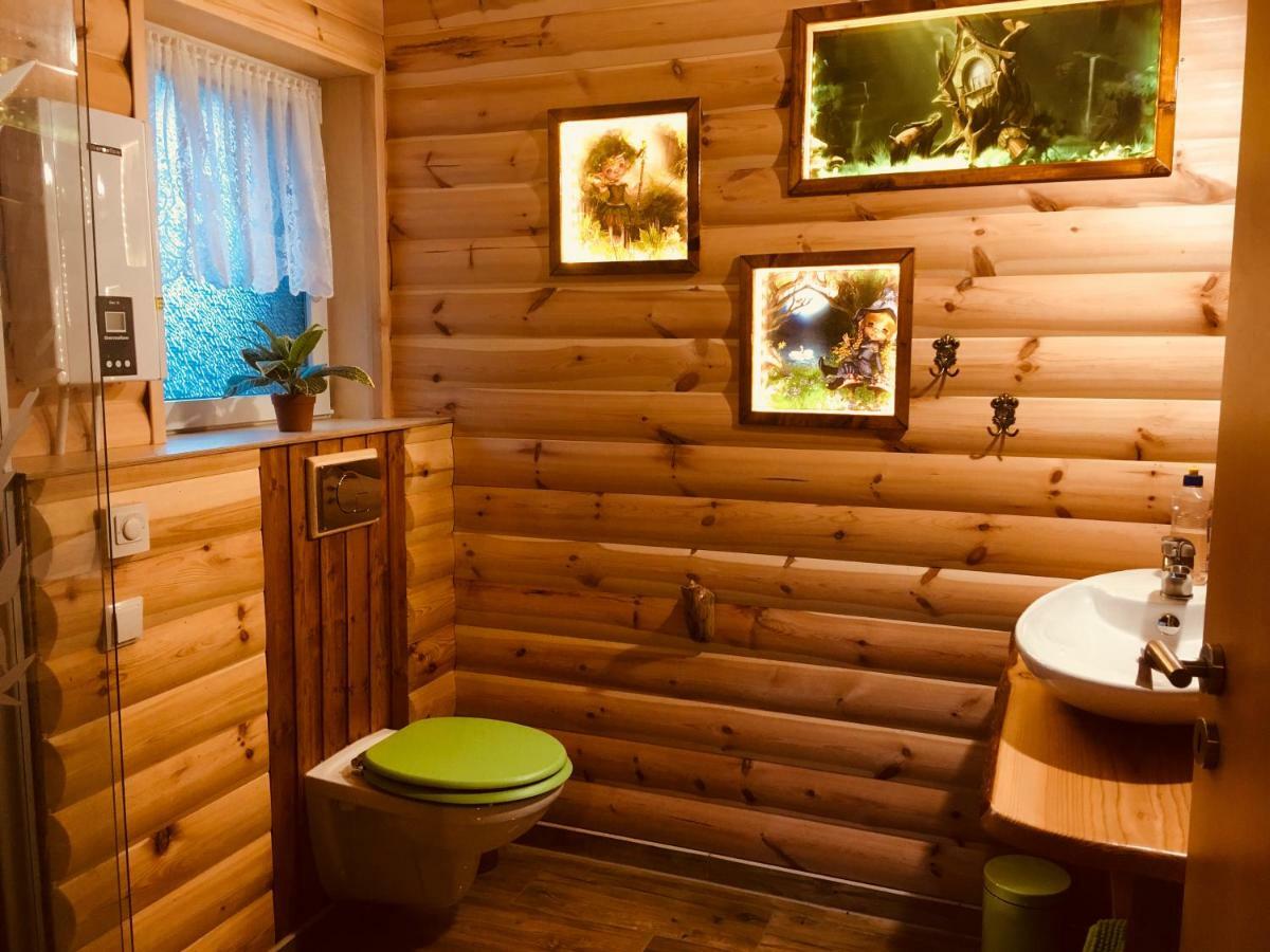 Holzhaus Trollbluemchen Am Wald Und See Neuruppin Exteriör bild